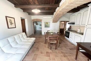 هتل Exclusive Pool Open All Year Spoleto Biofarm Slps 8 Village Shops, Bar1 Km 2
