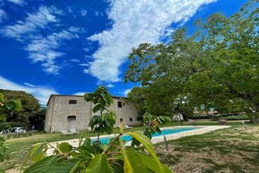 هتل Exclusive Pool Open All Year Spoleto Biofarm Slps 8 Village Shops, Bar1 Km