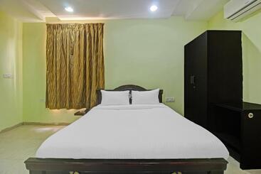 Hotel O Sri Residency Near Hyderabad Central