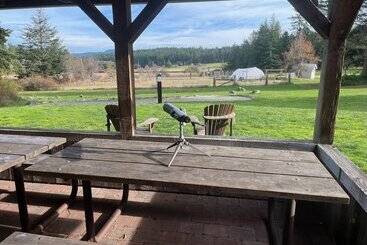 هتل Lopez Farm Cottages & Tent Camping