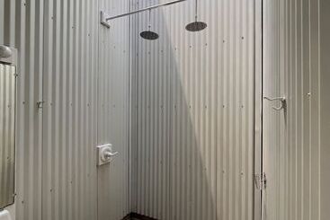 هتل Lopez Farm Cottages & Tent Camping