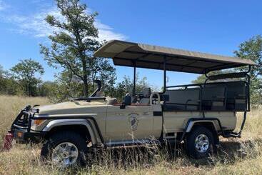 هتل Ngangane Lodge & Reserve