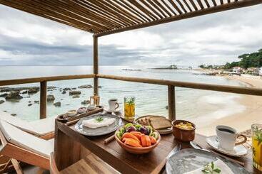 هتل One Beach Boutique