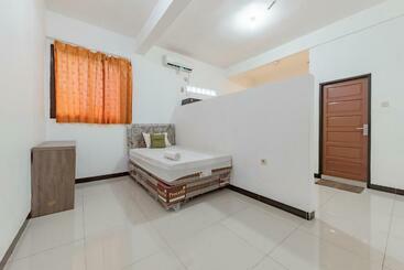 Urbanview Hotel 99 Syariah Banjarbaru By Reddoorz