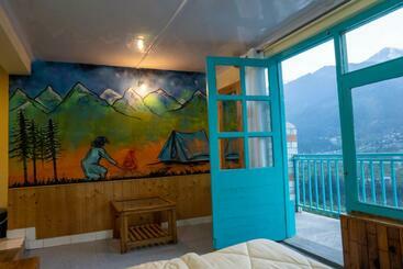 旅馆 The Vagabond Manali