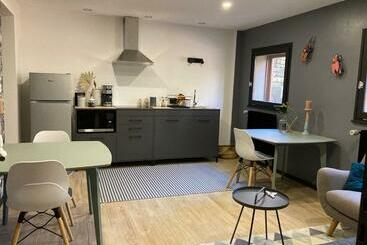 تختخواب و صبحانه La Tuilerie Chambres D Hôtes
