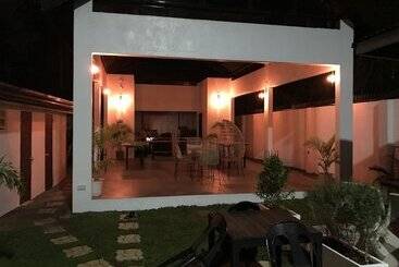 استراحتگاه Thistle Inn