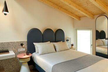 تختخواب و صبحانه Relais Sant Anna