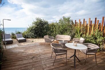 هتل Mariva Dune Suites