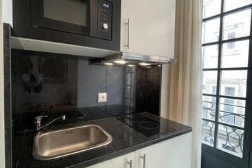 هتل Mystay Porto São Bento
