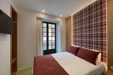 هتل Mystay Porto São Bento