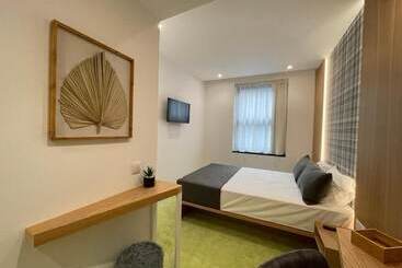 هتل Mystay Porto São Bento