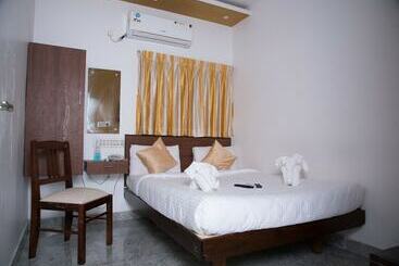 هتل Prakash Residence