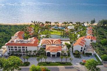 هتل Radisson Resort Phan Thiet
