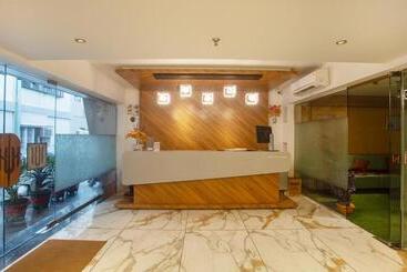 هتل Treebo Urban, 1 Km From Railway Station