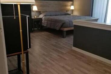 پانسیون 384 Guesthouse Rooms & Suite Enna