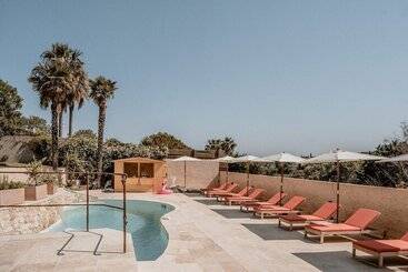 تختخواب و صبحانه Villa Martinus