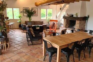 تختخواب و صبحانه Villa Martinus