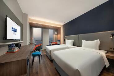 هتل Holiday Inn Express Meishan Dongpo, An Ihg