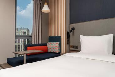 هتل Holiday Inn Express Meishan Dongpo, An Ihg