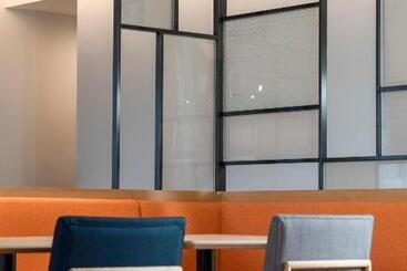 هتل Holiday Inn Express Meishan Dongpo, An Ihg