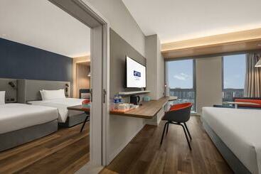 هتل Holiday Inn Express Meishan Dongpo, An Ihg
