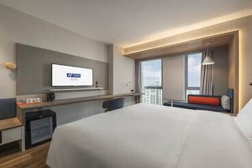 هتل Holiday Inn Express Meishan Dongpo, An Ihg