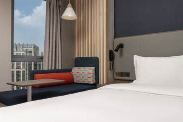 هتل Holiday Inn Express Meishan Dongpo, An Ihg
