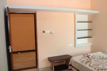 هتل La Villa Pondi Chérie Centertownbeachauroville