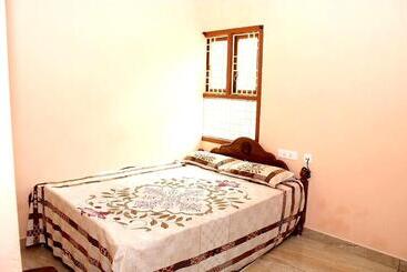 هتل La Villa Pondi Chérie Centertownbeachauroville