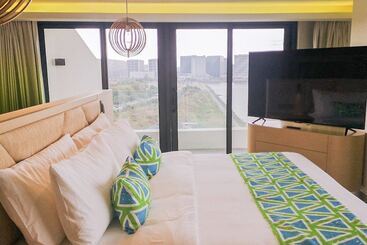 酒店 Lime Resort Manila