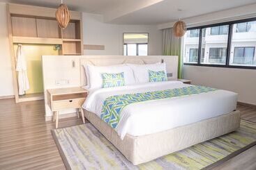 酒店 Lime Resort Manila