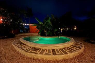 هتل Luhme Tulum Hostel