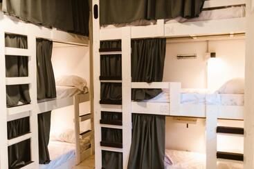 El Nido Hostel
