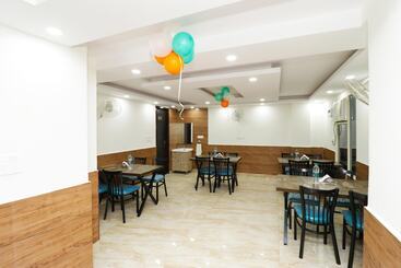 Airport Hotel Shivaka Inn