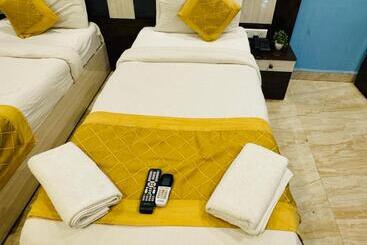 Airport Hotel Shivaka Inn
