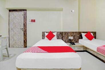 هتل Happy Homely Stay Near Pune Airport
