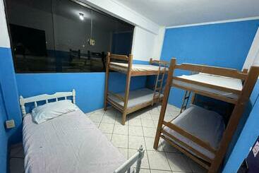 پانسیون Portaria E Circulação De Hóspedes Só Até 22 Horas Compartilhado Hostel