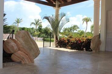 Frangipani Resort