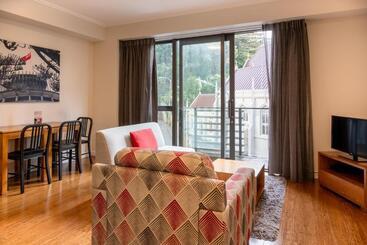 هتل Boulcott Suites
