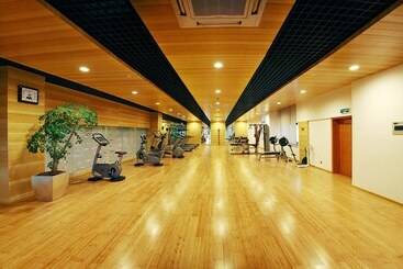 هتل Grand Barony Zhoushan