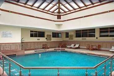 هتل Jaypee Residency Manor