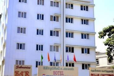 Fabhotel Prime Stalin Pleasant Park Nr Mgr Memorial & Anna Memorial