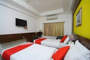 Fabhotel Prime Stalin Pleasant Park   Nr Mgr Memorial & Anna Memorial