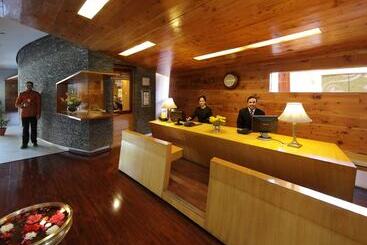 Manuallaya The Resort & Spa