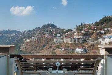Royal Orchid Fort Resort