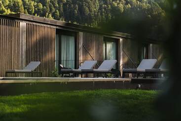 تختخواب و صبحانه Landescape Furnas