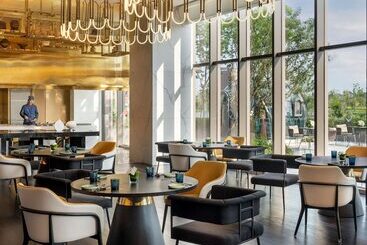 هتل Hyatt Centric Lakeside Ningbo