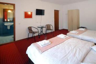 هتل Pensiunea Montan Din Bran,sat Simon Spa Indoor