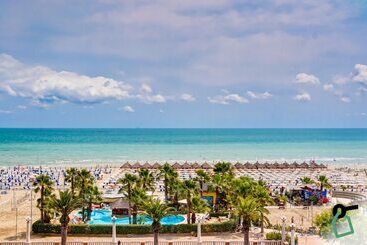 Hotiday Hotel Giulianova